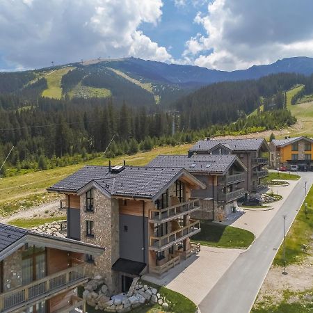 Chaletski Jasna, Ski-In & Ski-Out Demanovska Dolina Exterior photo